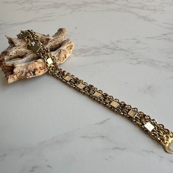 Vintage Gold Tone Chain Bracelet with Red Rhinestones 7.25" - Picture 2 of 8